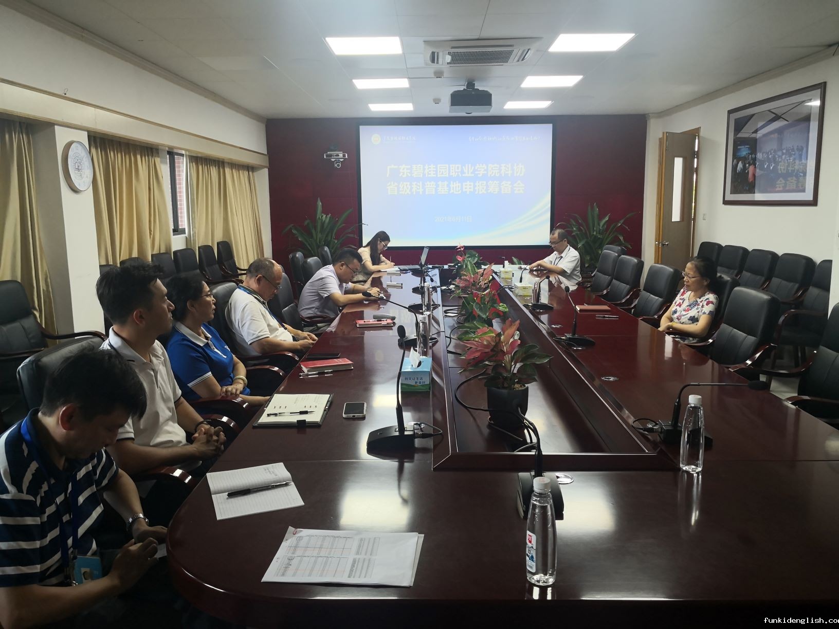 641e98a89f43a0a62bd4b5cd2e35ed40.jpg 第一个.jpg