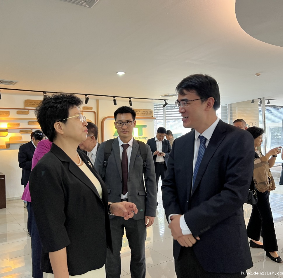 852b6ae9d84c6db481d52b69b4509ab2.png 640.png