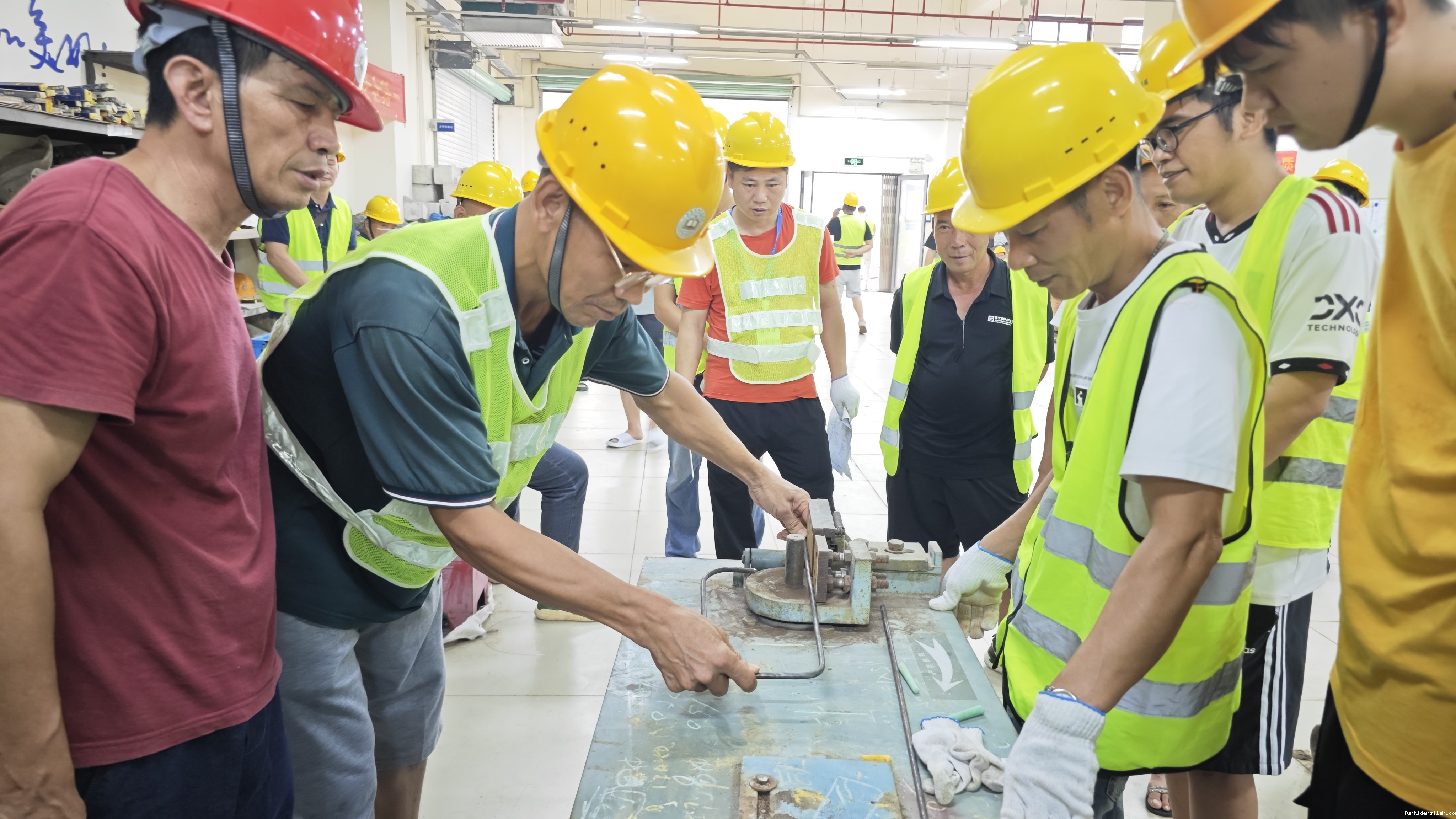 fcffee4de2e817ff4d40bf260e7ce733.jpg fcffee4de2e817ff4d40bf260e7ce733.jpg