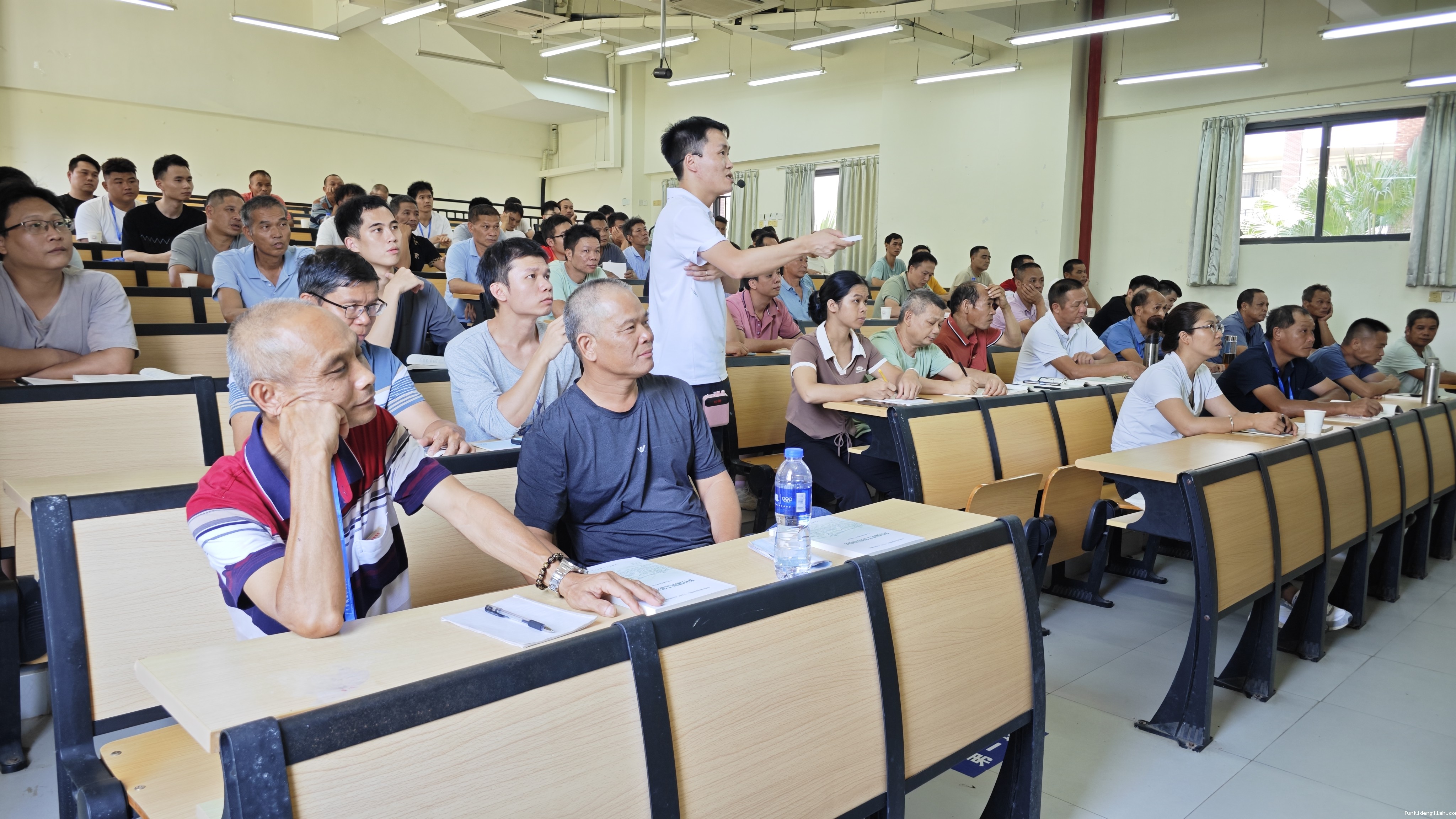 94e9603294d94a7fba6dacc7e39224b7.jpg 94e9603294d94a7fba6dacc7e39224b7.jpg