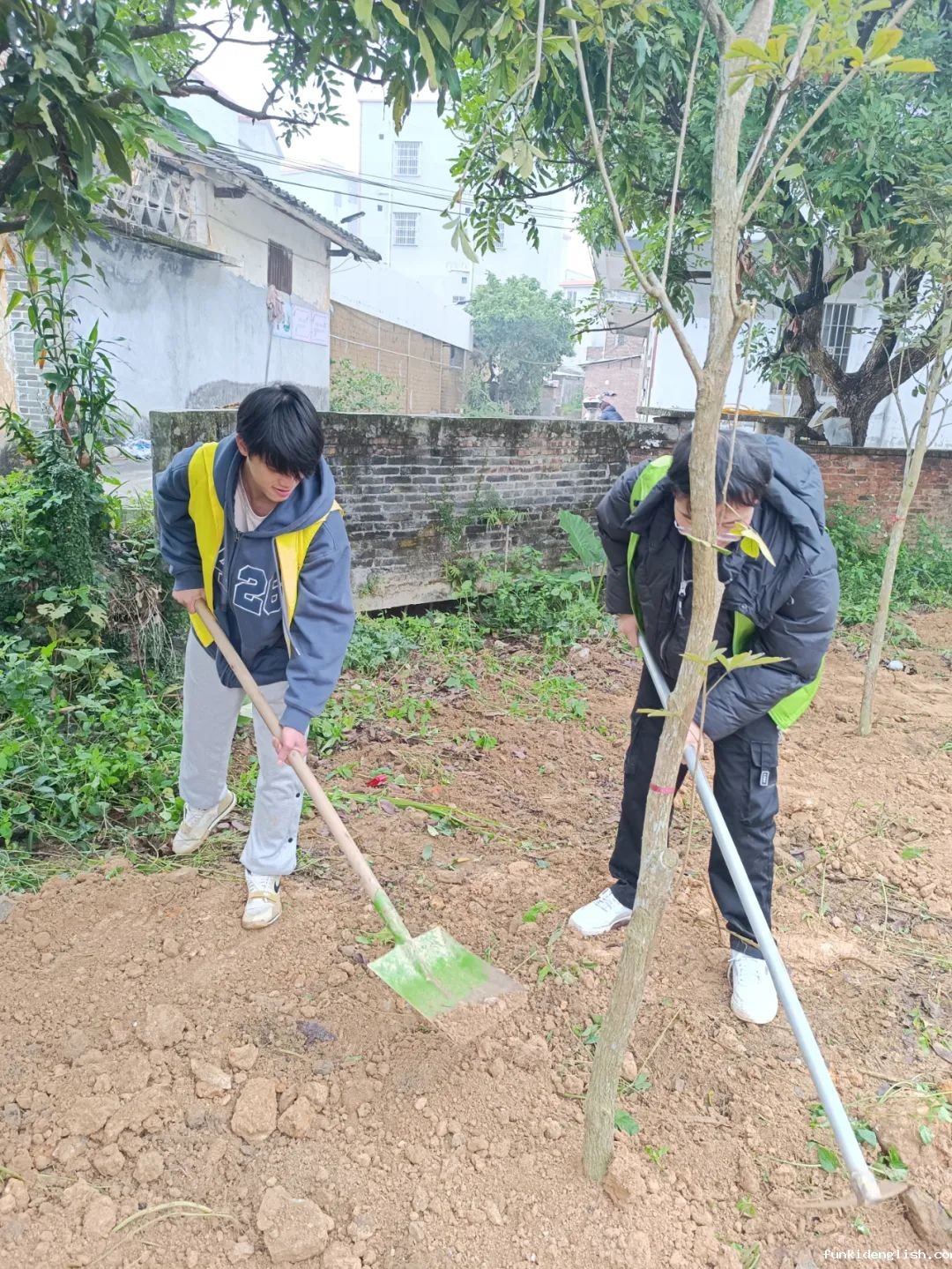 bc5f607b407f803f05bfff9921c09545.jpg bc5f607b407f803f05bfff9921c09545.jpg