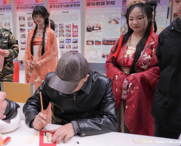 66e7f82668c2d9d9f0acbde354f00c16.jpg 4.jpg