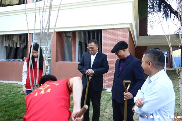 9448d76aead378de28f951dd3df6b28c.jpg 700 (2).jpg