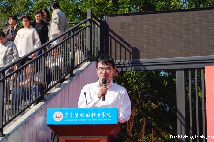 c7d6a5548419e8062312f1d00c69886a.jpg 640.jpg