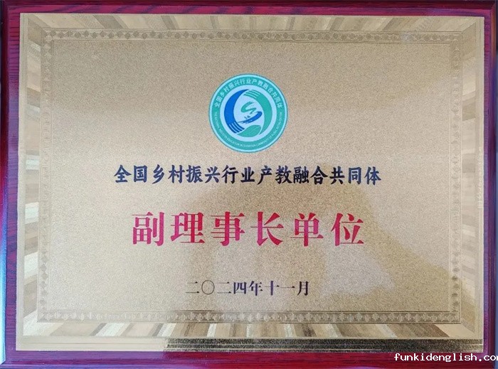 f9d5b8595d788ba52f0652bf76168fe3.jpg 2.jpg