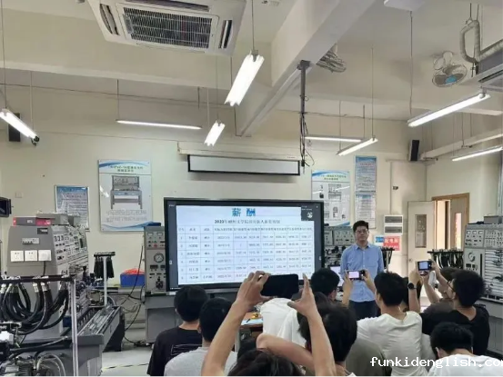 e7ef08b2d6c44193bd83296f3ef87cda_IMG_261