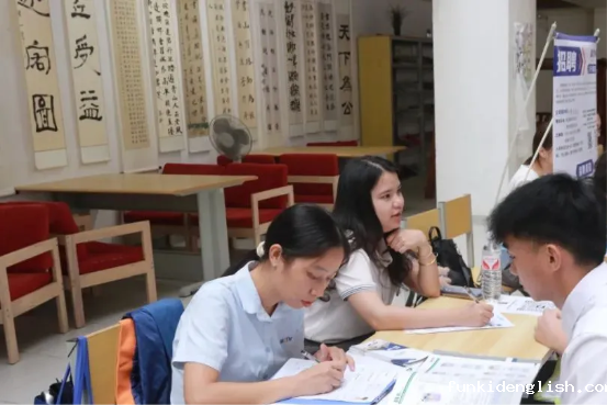 535f1c8d81b04a92bf3e951b5c6ae5a5_IMG_266